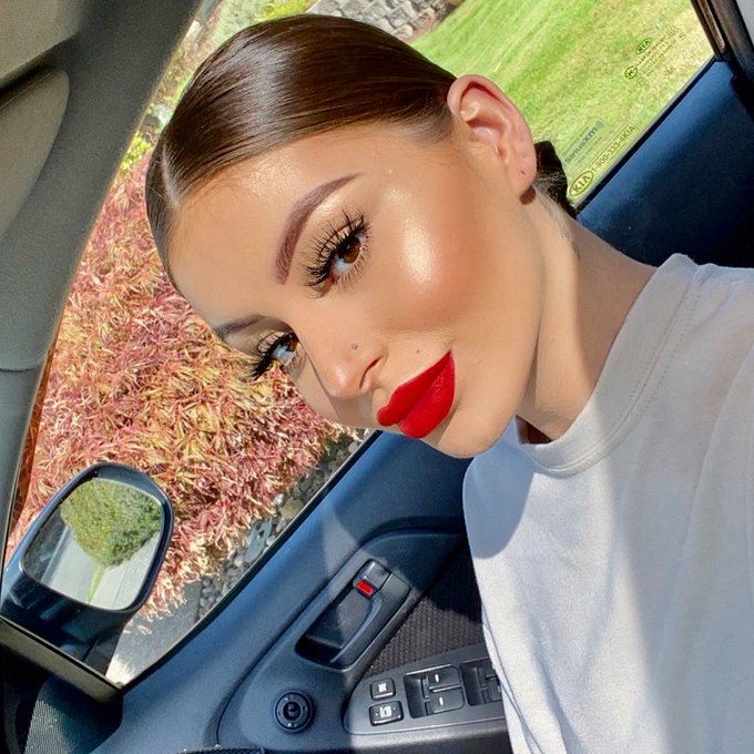 This iPhone 11 camera is RIDICULOUS whew https://t.co/ZMN9VPoqKL