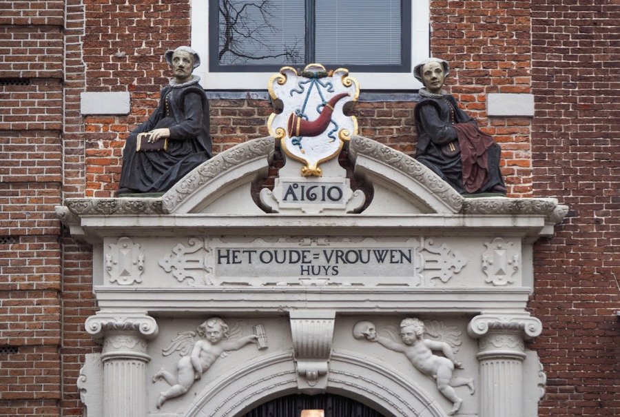 Discover the town of Hoorn, just a short distance from Amsterdam, but without the tourists. minorsights.com/2019/09/the-ne…