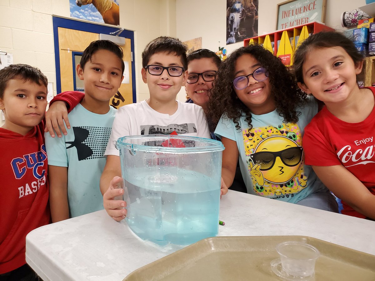 ritcheyscoyotes's tweet image. From the #BigMap to #STEM Challenge these scholars did it all today! A few groups even discovered that success isn't always easy and may take more than one team! #NISDLegends in the making here @NISDKuentz ❤ @NISDElemScience #rootedkuentz  2day was a 5th grade #KuentzAdventure