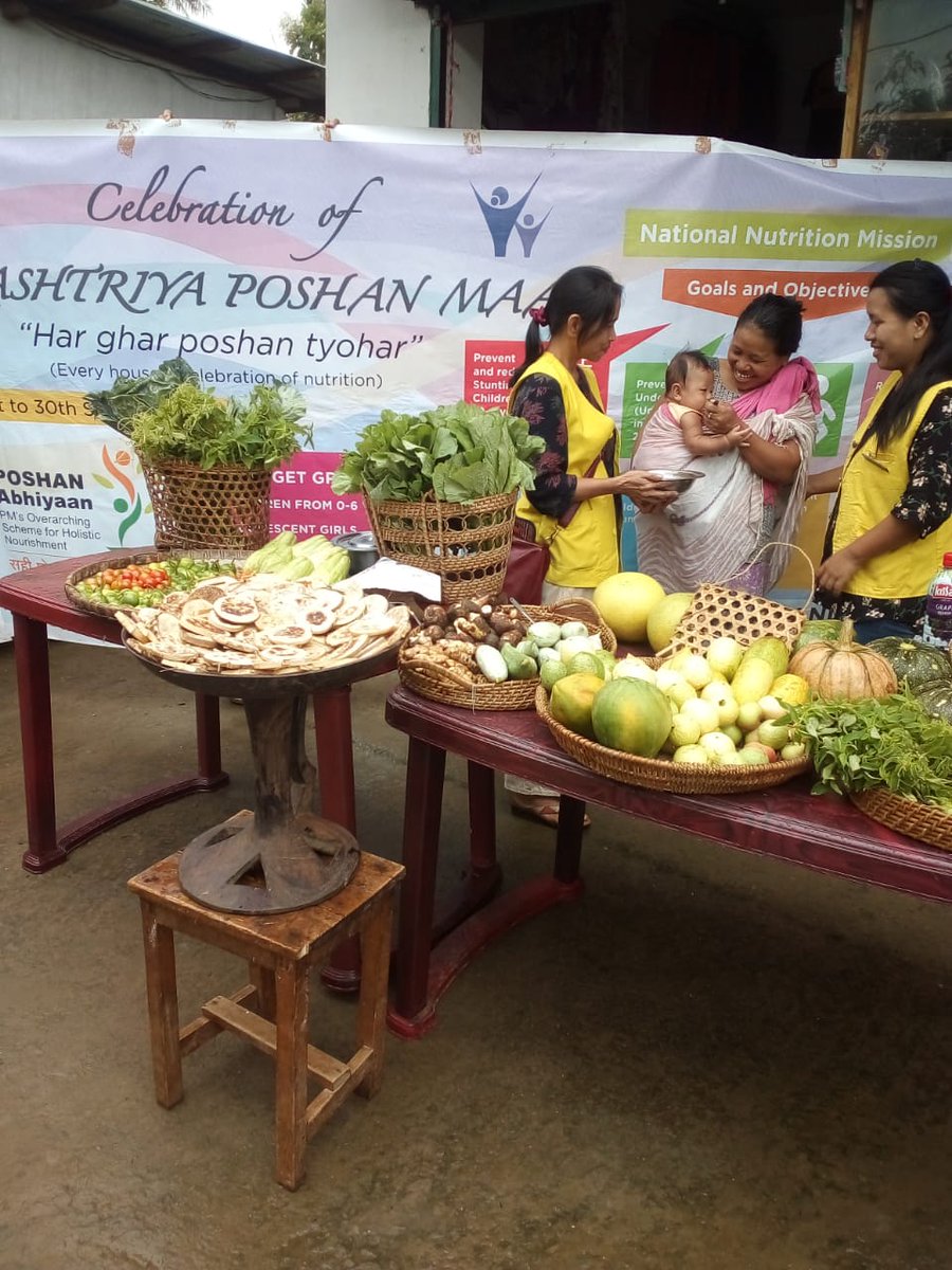 RNagaland's tweet photo. Local Food Show under Jalukie ICDS Project #PoshanMaah2019 #POSHANAbhiyaan #SahiPoshanDeshRoshan 
@POSHAN_Official @MinistryWCD @smritiirani @Neiphiu_Rio 
@SwasthM @temjentoy @SarahRitse @beti_mon
@DEO_MonDistrict @SPreraksNE https://t.co/4pvjsrrZyg
