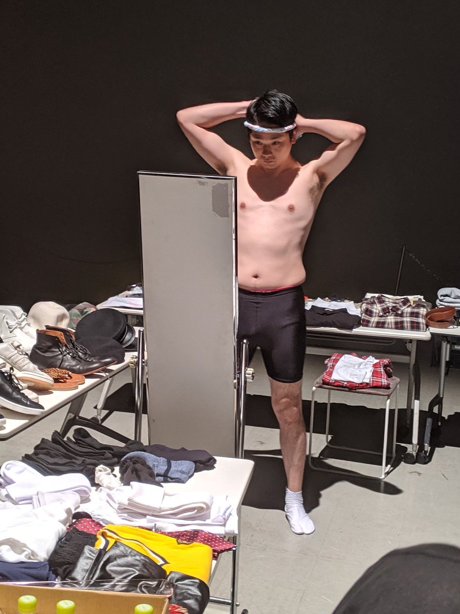 tos_iya's tweet photo. もうすぐ本番！
気合い入れるでー！！！

#すこイヤ
#このあと11時10分
#1時間SPです https://t.co/jEgA6sfUkI