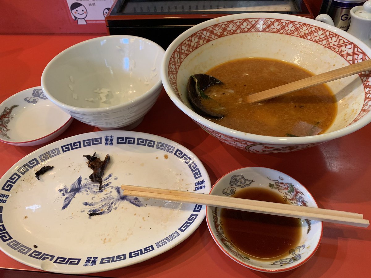 omjin3's tweet photo. お昼はここで。
完食！笑 https://t.co/075cMGJ9CX