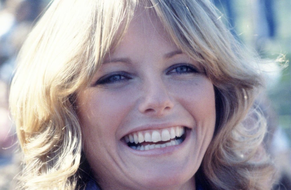 Happy Birthday model Cheryl Tiegs 