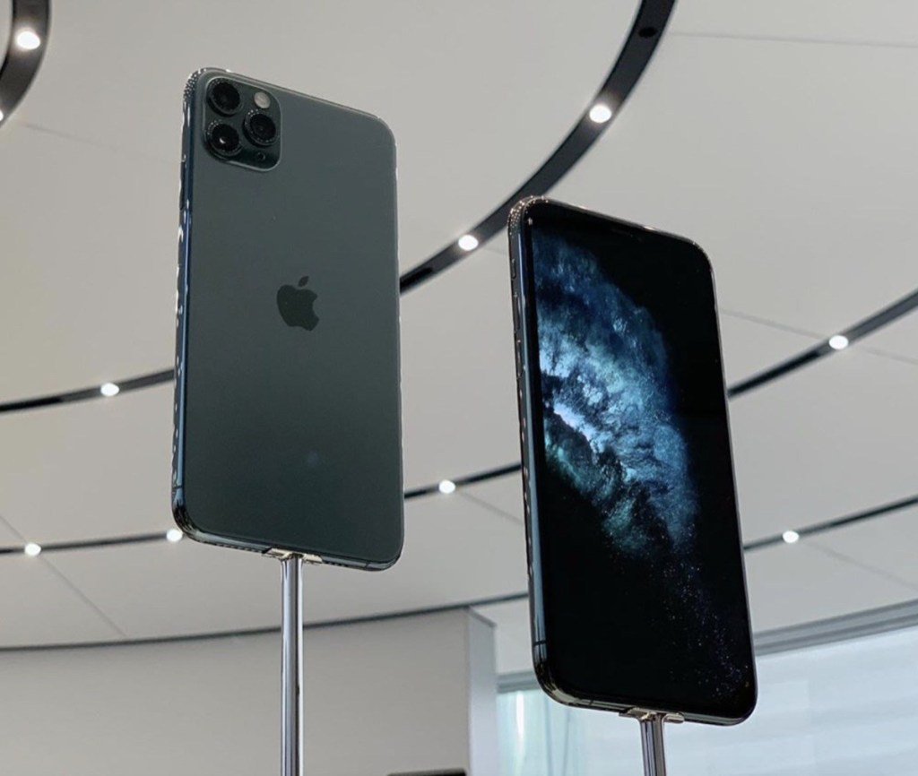 iPhone 11 warnt bei einer unsachgemäßen Displayreparatur stadt-bremerhaven.de/iphone-11-warn…