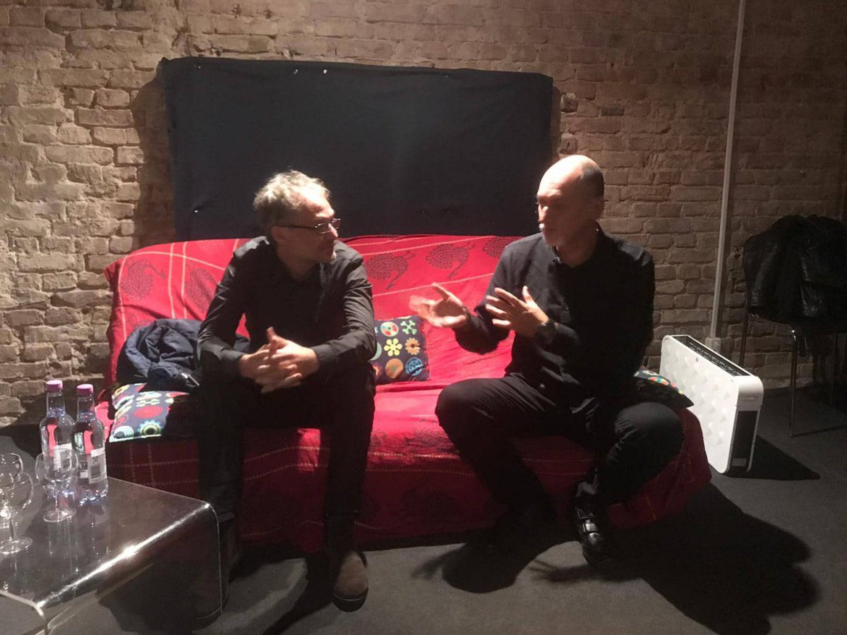 RomoloIlPrimoRe's tweet photo. La presentazione di ieri a Berlino con gli autori, @fortefranco e #GuidoAnselmi. 🔥
#RomoloIlPrimoRe
https://t.co/XxxA7KnId4 https://t.co/Z224HLDBUU