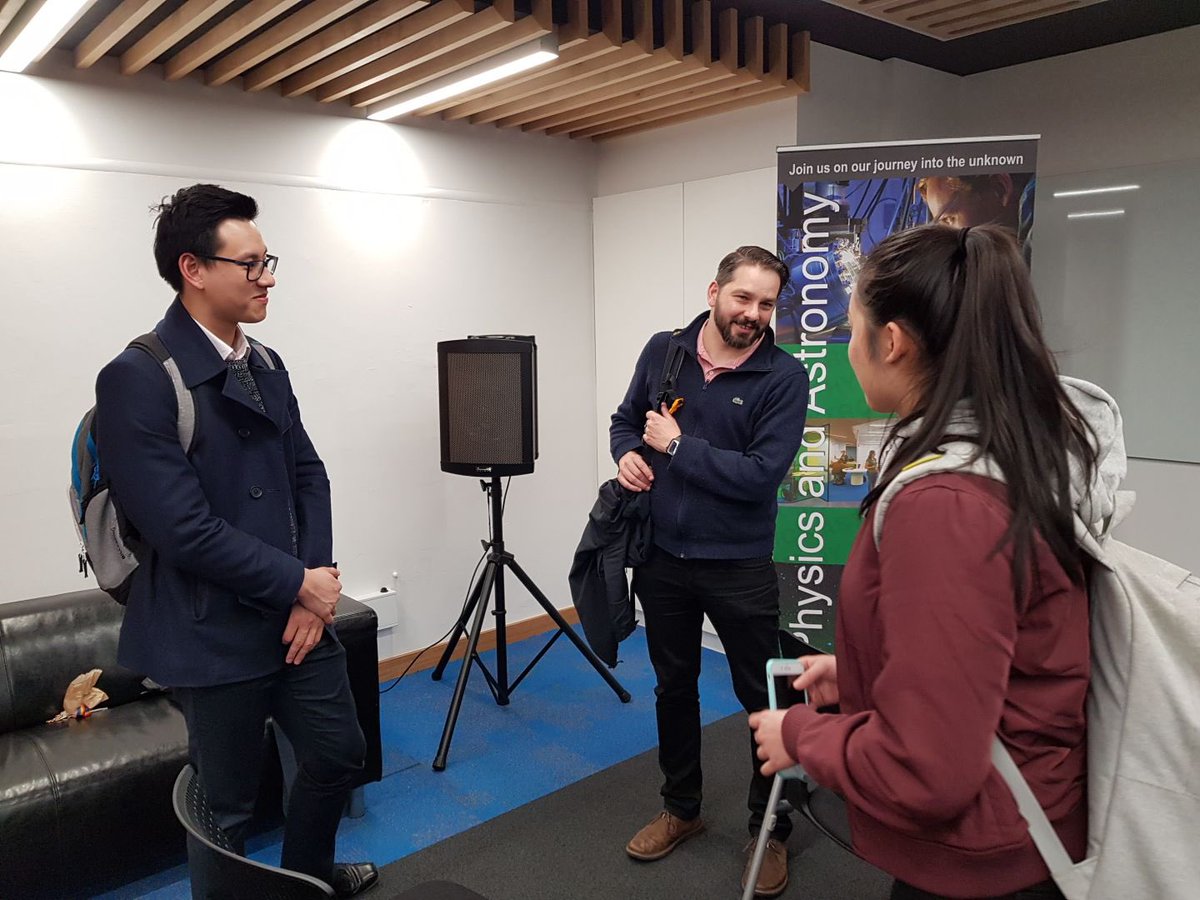 kile_lab's tweet photo. About last night: Our very own @domdenardo talking science careers with @Monash_Science Science Future Leaders - a smart, engaged, enthusiastic group of future leaders! #kilelab #stem https://t.co/2wBr5s996R