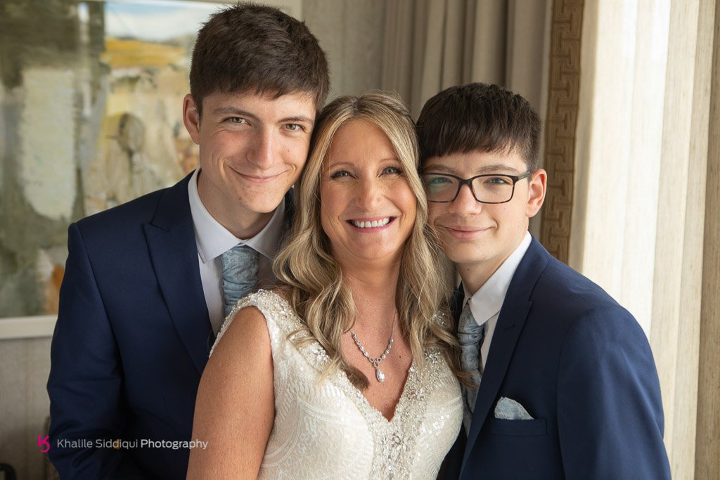 A beautiful Beachside Cornish wedding at @CarbisBay_Hotel with accents of blue
Images <a href="/KhalilePhoto/">Khalile Siddiqui</a>
bit.ly/2ml9Gdi