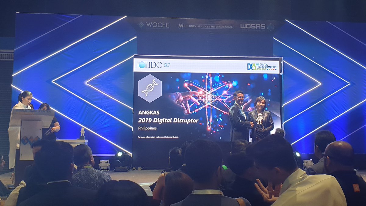 SeanAgapito's tweet photo. @angkas is #IDCDXa PH 2019 Digital Disruptor. @idcph https://t.co/a2QFxuWs62
