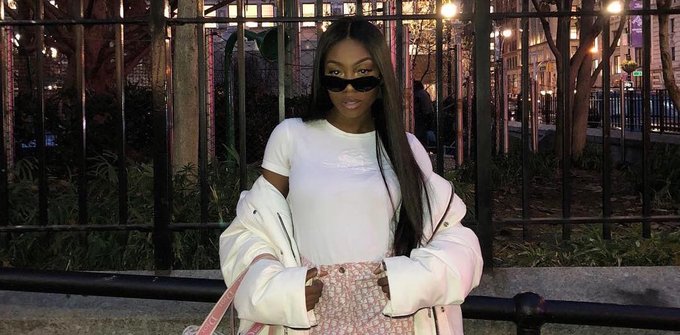 From Sketch To Wardrobe: Here's How Teni Adeola Styles Her Slashed By Tia Pieces trib.al/pChPbWR