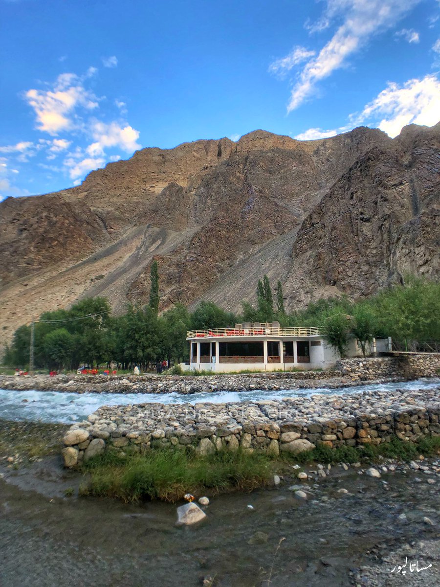 MisaTalpur's tweet photo. Manthokha Waterfall Kharmang Gilgit Baltistan https://t.co/vggbMbUh4D