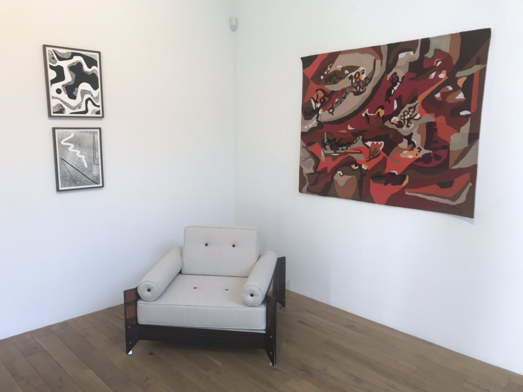 larsson_ya's tweet photo. Wonderful show of Brazilian Art &amp; Design @HUMOGallery Löwenbräu Zurich ranging from 60s till now. Want to have Modernist furniture by Niemeyer &amp; Tenreiro! wowen works by de Carvalho,Gillon,Douches and Nicola👏🏻sculptures by Tùlio Pinto &amp;  Photo by #PeterHauser thks @snedvetskaia https://t.co/JY2q09Mq6B
