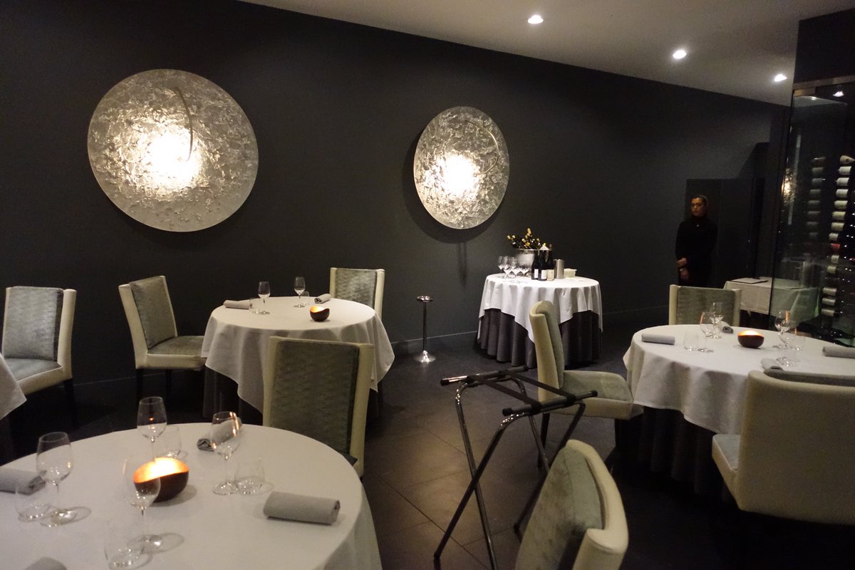 My thoughts on Michelin-starred Eipic in Belfast. andyhayler.com/restaurant/eip…