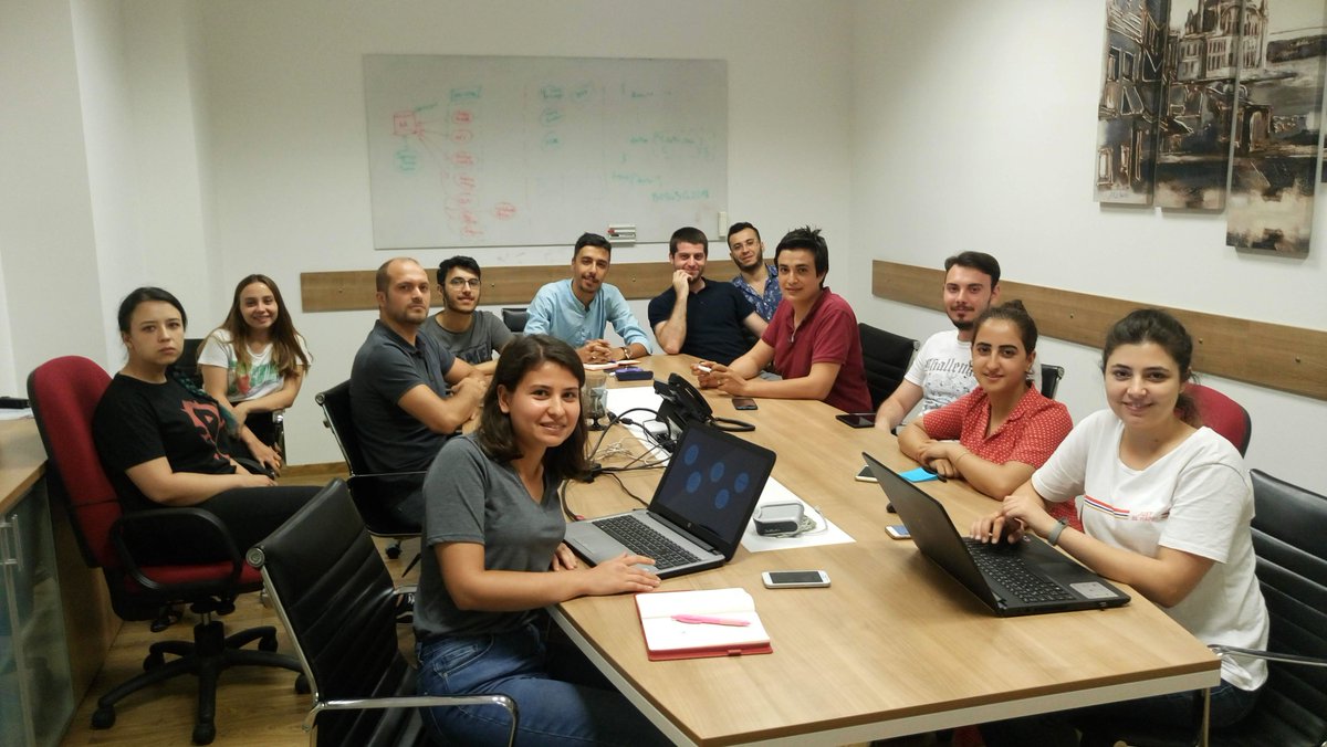 RitimTeam's tweet photo. #ritimTeam #teknolojiKonusmalari'nda bu hafta "Vaadin Framework Nedir?" konusunu konuştuk. 
@sistekyazilim  @_smarty360
 
https://t.co/OeSbVb3ru2 https://t.co/zKApdc1afI