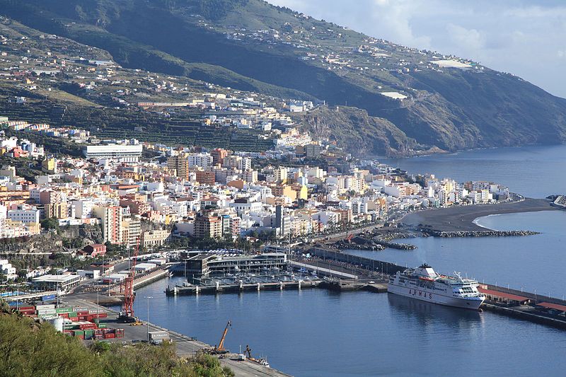 SPENDINcanarias's tweet photo. 7 monumentos en Santa Cruz de La Palma que hay que ver: https://t.co/RitbIhD3Ms https://t.co/c1zh3MeLr1