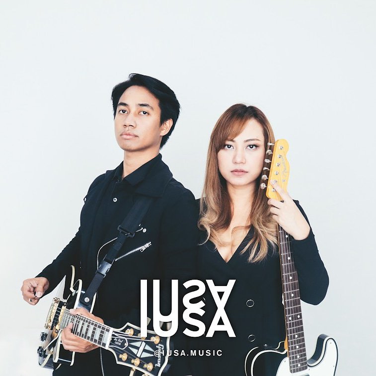 "Feel the sounds of the rain, open your eyes and touch the sky"

Another Journey
Follow instagram official IUSA -> @iusa.music

#bocoranlirik
#NewSingle