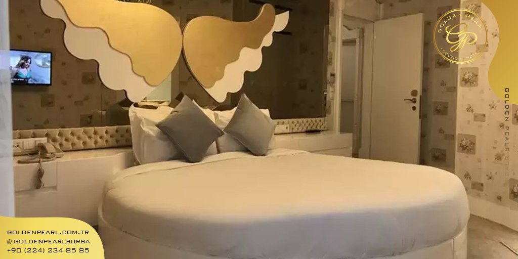 Bütün bütçelere uyan odamız ,balkon ve king boyu yatakla parlıyor ve misafirlerini şahane manzaralarıyla şımartıyor .