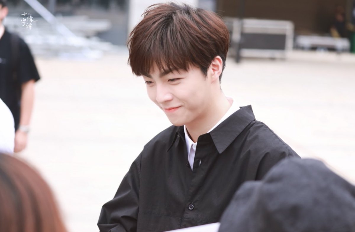 chenlinongpics's tweet photo. i just can't explain how much i love him🥺

#chenlinong #陈立农 #百分九少年 https://t.co/jUPeaizn9I