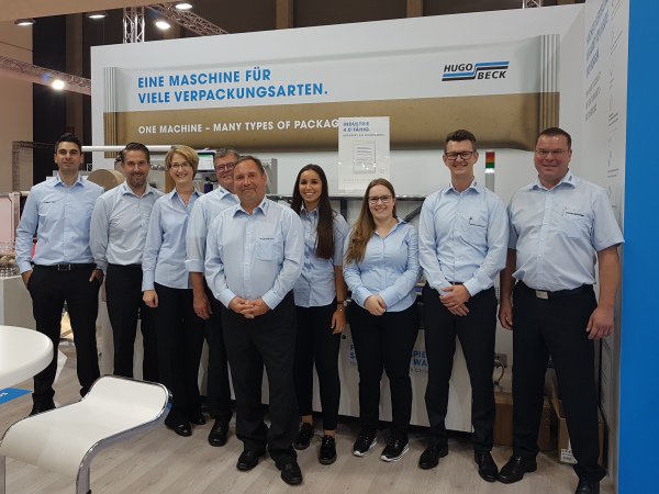 HBeck_Packaging's tweet photo. Still 1 day left to meet the #Hugo_Beck team at the #FachPack show and to discover our latest paper and film #packaging machine technology. Stay flexible! Choose both the packaging type and material, all from 1 single machine - adapted to the specific requirements of your product https://t.co/OqFMFawCZm