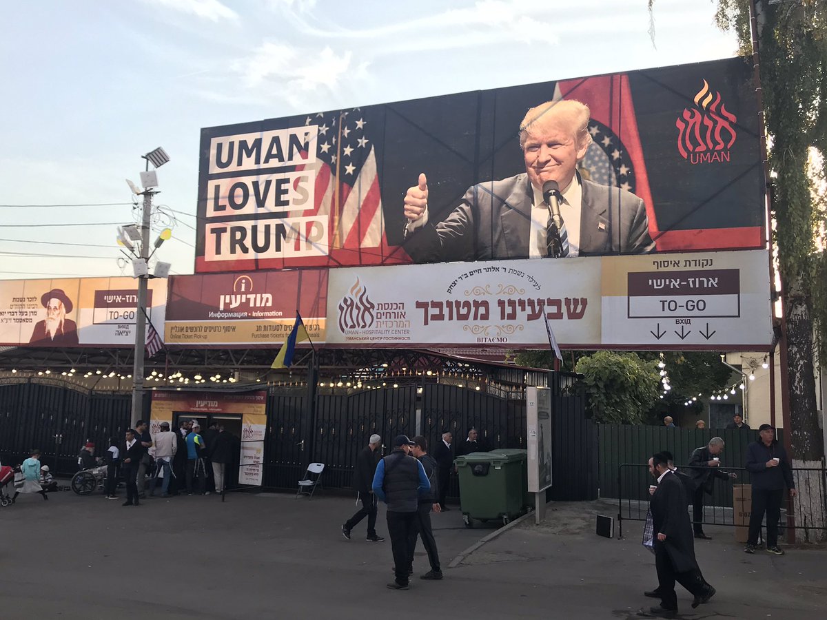 AlinaBezoeglaja's tweet photo. Great support for #Trump here in #Uman on #Pushkina street where around 40.000 Hasidic #pilgrims will come together to celebrate #RoshHashanah #pilgrimage #Ukraine #Documentary https://t.co/MSDCXIHzCi