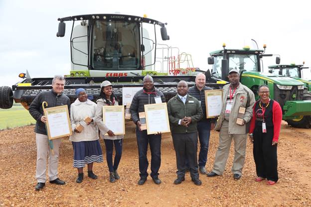 SAB has opened an R80 million agricultural Research and Development facility in Caledon in the Western Cape, which will pilot new farming techniques, technology and crop varieties to accelerate agricultural development in South Africa. ow.ly/HE6H50wrQOc