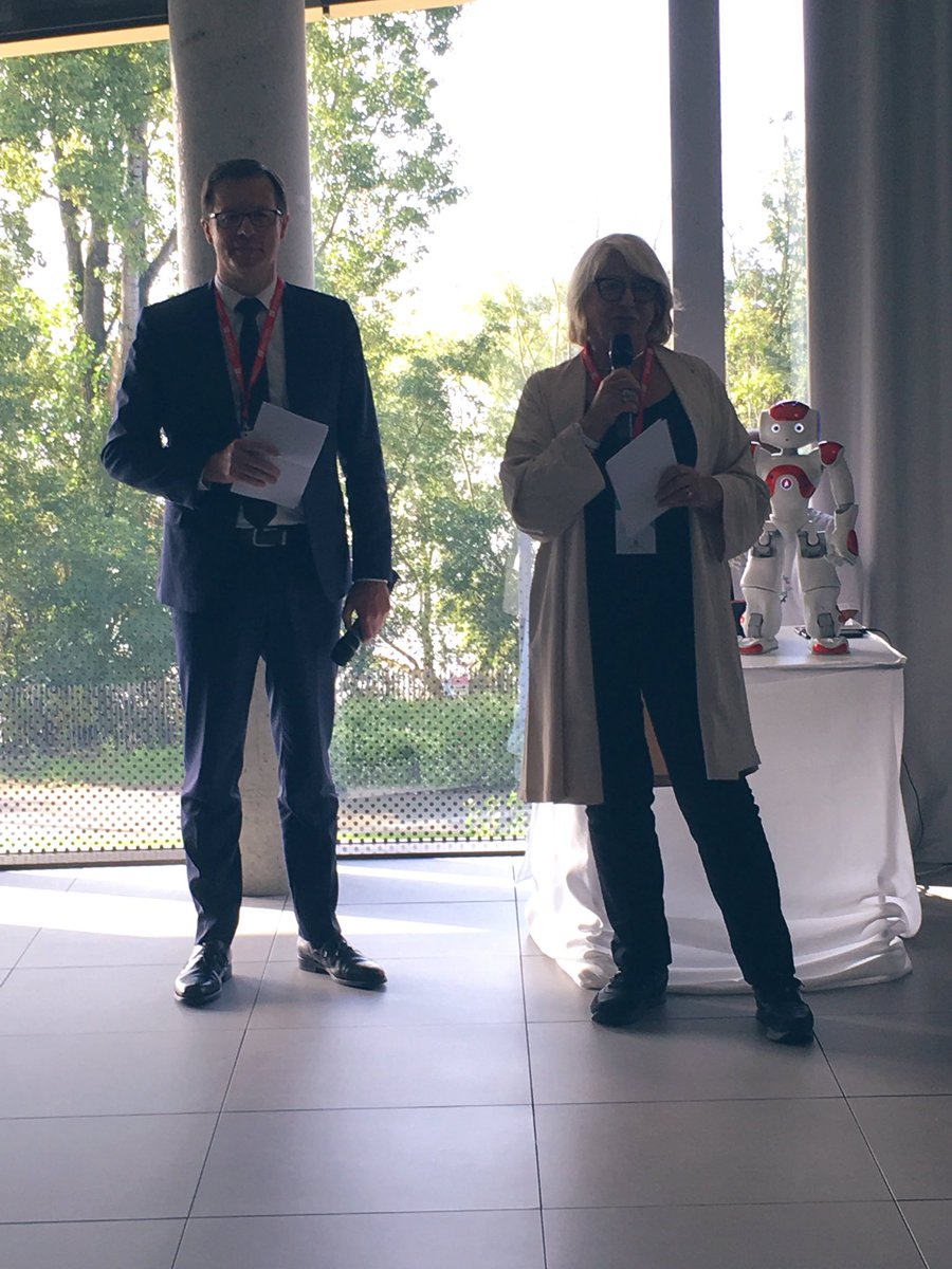philippe_saby's tweet photo. Ouverture de la Convention des Administrateurs #CEAPC avec un mot d’accueil de Dominique Goursolle-Nouhaud, Présidente du conseil d’orientation et de surveillance et Jérôme Terpereau, Président du directoire. Administrateurs une communauté de valeurs qui fait sens https://t.co/zoBIHKa3SU