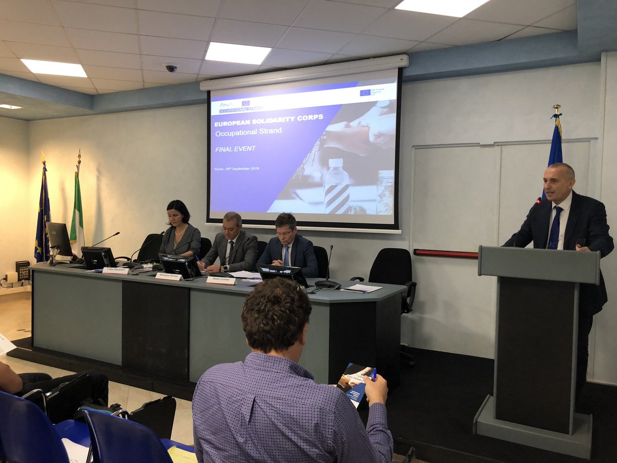 ANPALgov's tweet photo. Apre l’evento "Supporting European youth mobility in the solidarity field" @VitoBorrelli1 ringrazia la @EU_Commission e @ANPALgov per il progetto @AnpalSolidarity https://t.co/oCCp9vCJEQ