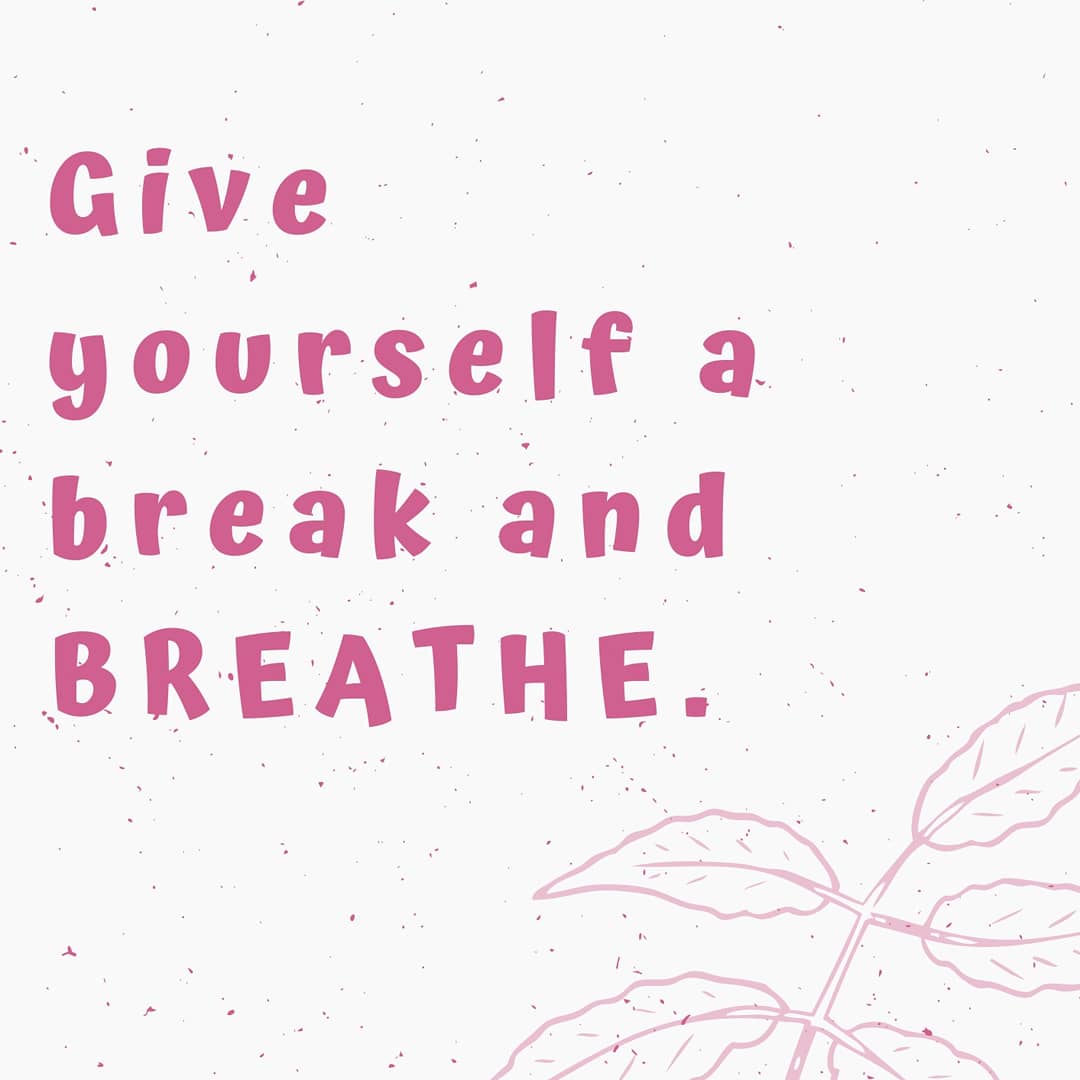 _Hadorne's tweet photo. Beautiful morning lovelies, 

How has the week been? Rough? Biko, take time to calm down and breathe. 

And you know what they say about dress up 😉.See something for your happiness. 

All yours with Just #7,500 😉

Oya use link in bio to order 🤗 #AnkaraFashion 
 #salesgrowthday https://t.co/7xj3kpTcP5