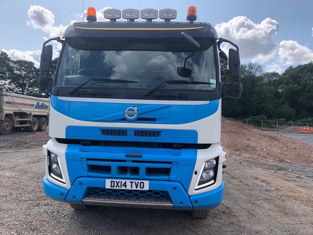 Collins_Demo's tweet image. ⭐️For Sale⭐️Volvo FMX420 Euro 6, i Shift, Thomson Loadmaster Light Body, Electric Easy Sheet, Air Operated Tailgate, Sleeper Cab, many more extras! Mileage 412,818 KM, Mot April 2020 - £37,500 Visit website for full listings, descriptions &amp;amp; pictures #volvo #plantsales #usedplant