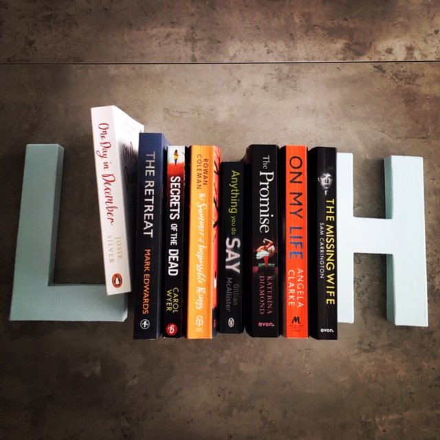 BookendsLisa's tweet image. Writing a novel is hard work. 😬📚Everyday tasks can get in the way and mess with the mind. Help is here! Bookends can help with admin, website, social media, research etc so you can clear your thoughts and write! Get in touch. Email in bio 😀📕💻 #books #reading #author #writer