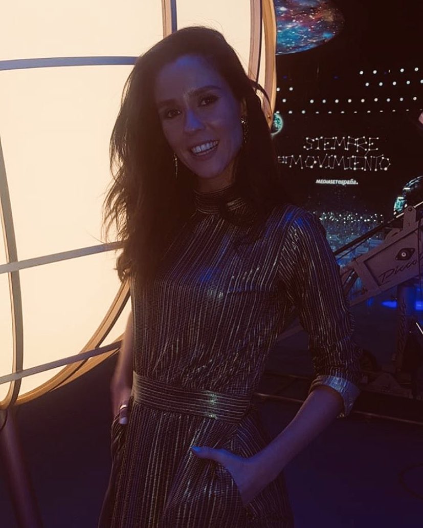anhetdesign's tweet photo. Preciosa @alagodiaz vistiendo #ANHET para la fiesta de @mediasetcom 💕 https://t.co/uy97lsc6zM