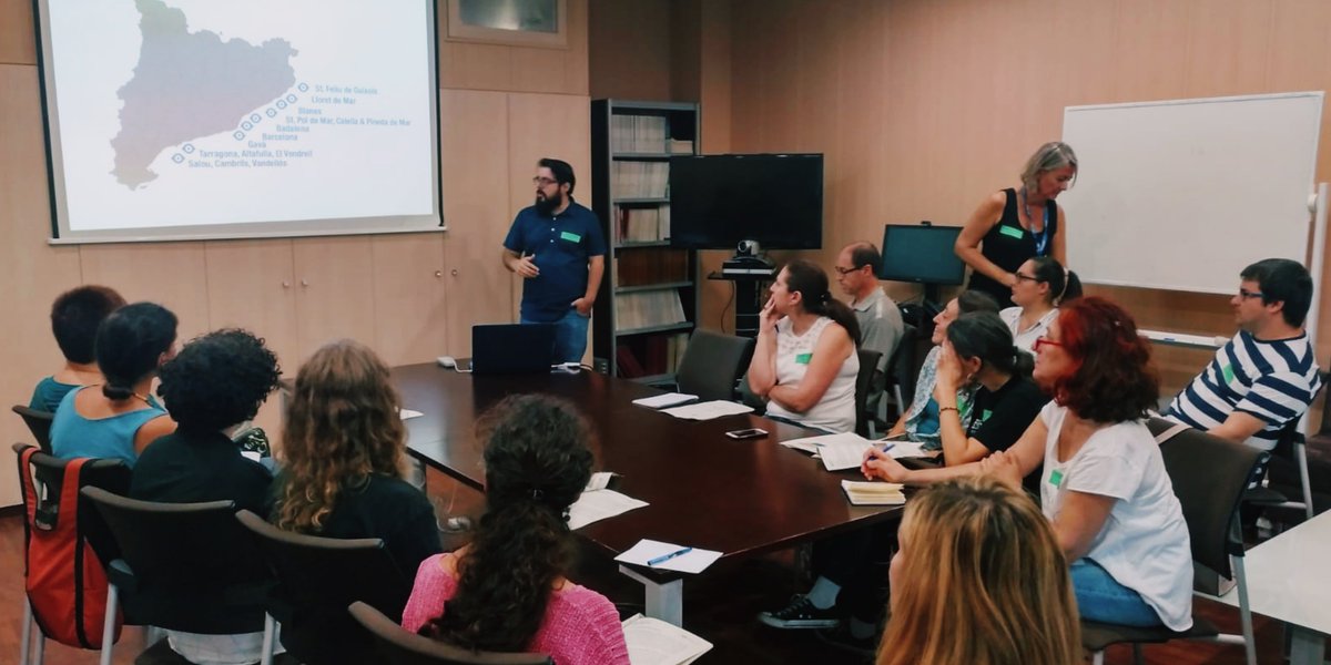 obsdelmar's tweet image. Iniciem un nou curs amb el projecte #MicroplasticWatchers formant a professors de les escoles de Barcelona sota la coordinació del @MuseuMaritim, @cciutadana i @consorciedubcn. #cienciaciutadanaieducacio