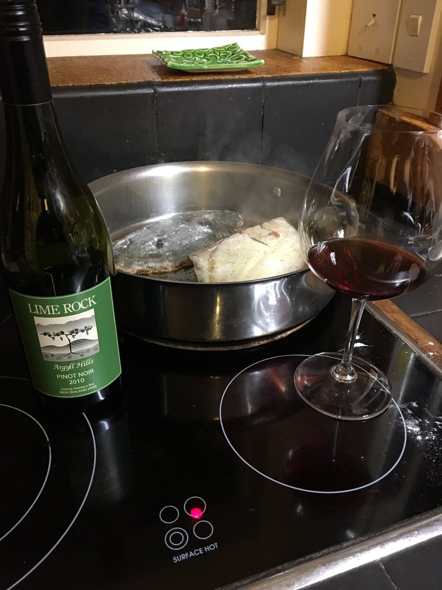 winelime's tweet photo. 2010 Argyll Hills Pinot Noir with flounder https://t.co/E4v6j178Y3