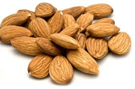 AlbachiaraBB's tweet photo. Why eat #almonds?
Almonds possess 7 very important properties for the well-being of the body. Let's find out together:
Especially the peel of almonds fights aging.
Did you know that? Come on... everyone to eat almonds!
But do not overdo it 😉 https://t.co/7JYWcVjGqE