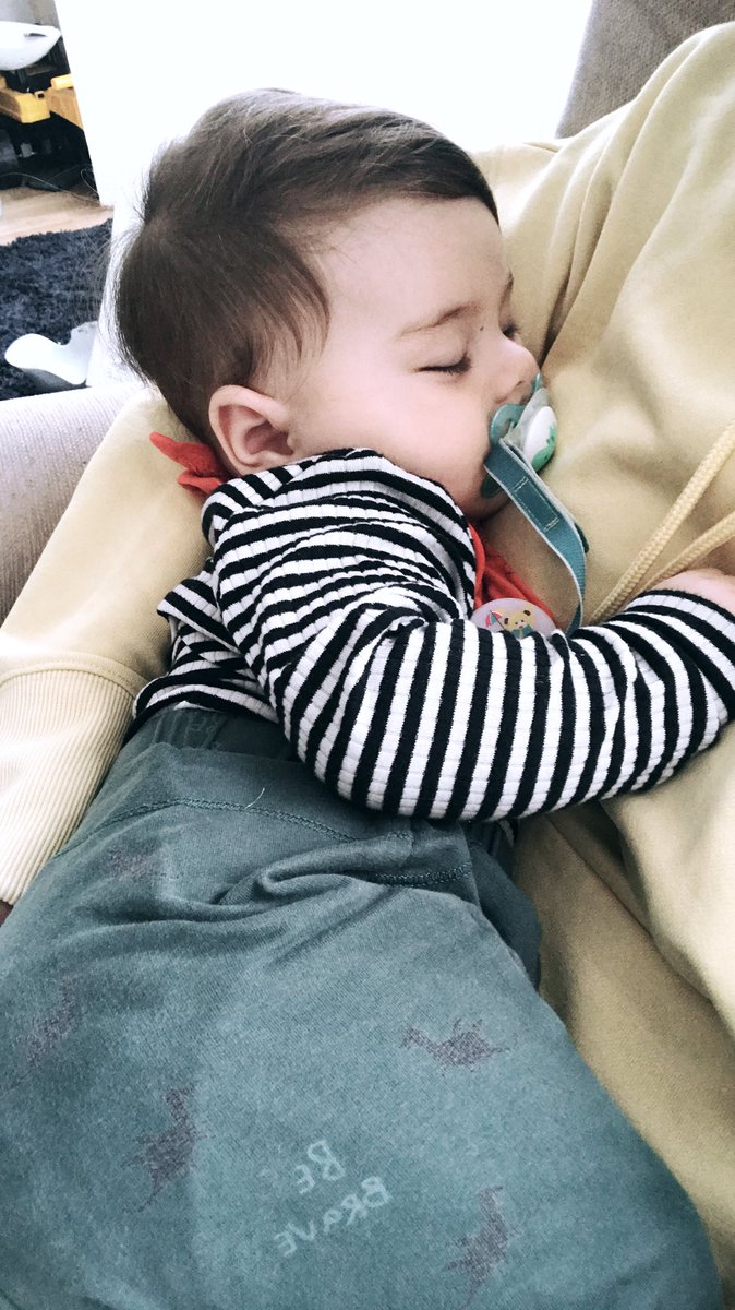 anniebabees's tweet photo. when he is more sleeping than awake during the time i should babysit him 🤷🏾‍♀️ https://t.co/IzTEEBCMgF