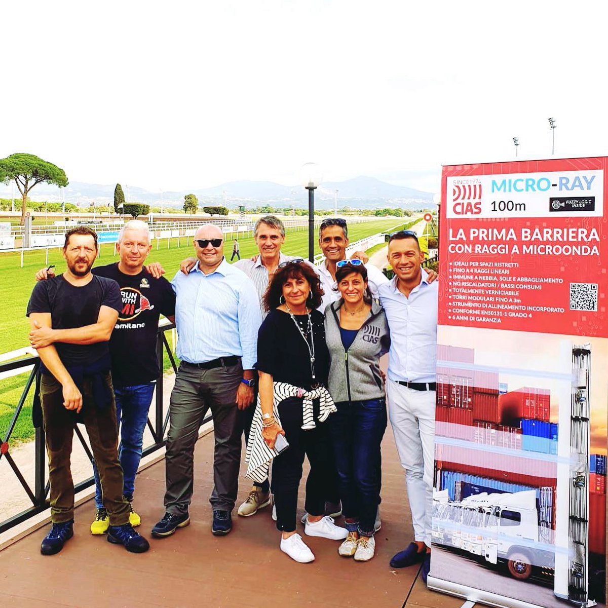 Hashtageventi's tweet photo. RT @CiasElettronica: Il Team CIAS oggi a Roma, pronti per la giornata di presentazione di Micro-Ray, la prima barriera a raggi a microonda frutto della R&D Cias.
Stay tuned!
#sicurezza #MicroRay #eventi #Roma #microwaverays #pids #protezioneperimetrale … https://t.co/4Zy565JqYc
