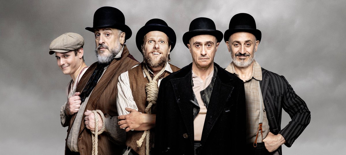 🔴Aún puedes conseguir tus entradas para #EsperandoAGodot con un 25% de #descuento 🔴
Un elenco espectacular que aterriza en nuestro teatro el 21 de noviembre: @PepeViyuelactor Alberto Jiménez, Juan Díaz, @FernandoAlbizu y <a href="/jesuslavi/">Jesús Lavi</a>
Entradas aquí👉 bit.ly/Esperando_Godot