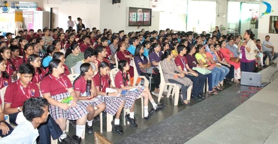 ProMapIndia's tweet image. We conducted a #ProParenting #Workshop at @DSRIS_Malad We discussed the importance of #profilebuilding for better #admissions in India &amp;amp; abroad. 
Parents &amp;amp; students attended the workshop &amp;amp; we&apos;re proud to say that today&apos;s parents are 100% driven towards their child&apos;s success.