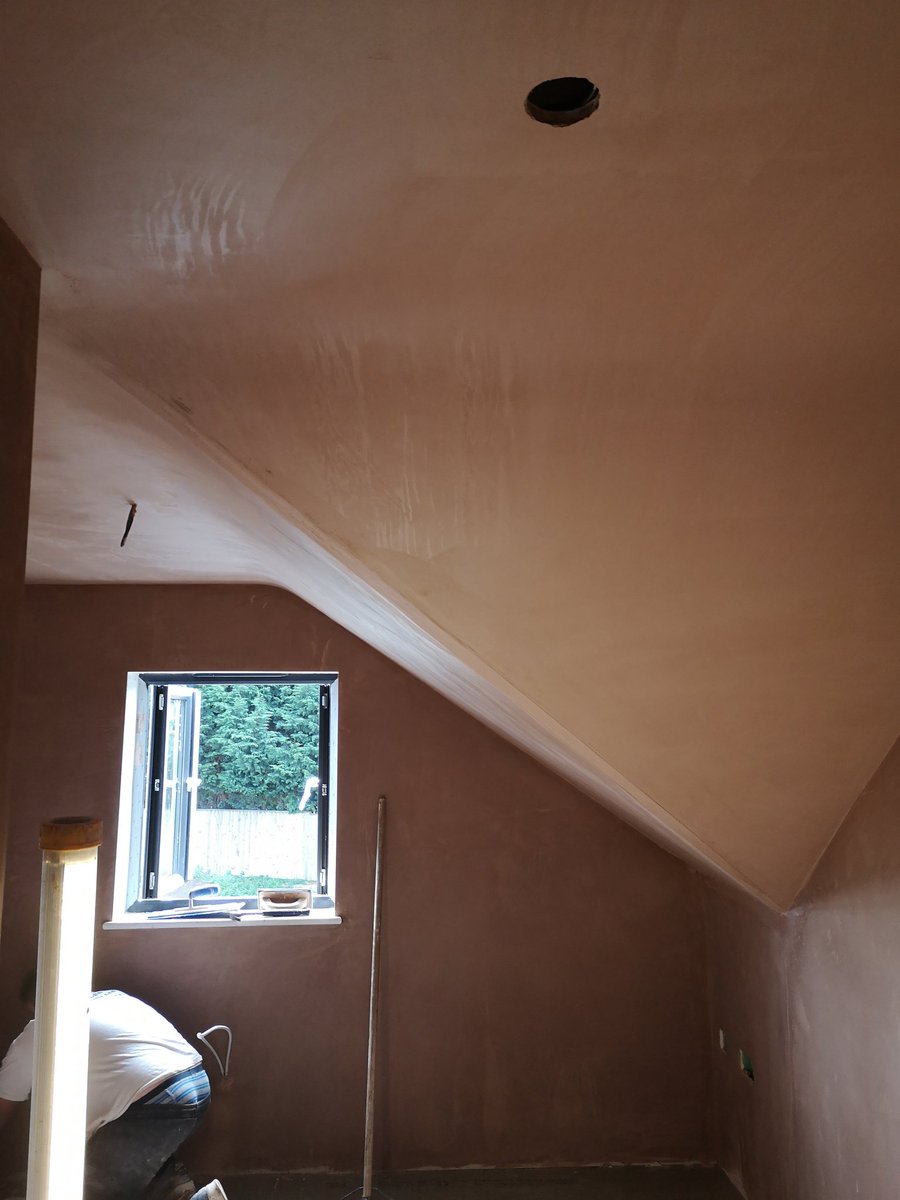 PlasteringTr's tweet image. Lovely round ceiling skimmed this morning Cambridge #travisperkings