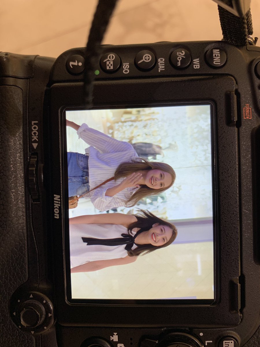 nakarinmoss's tweet photo. #KaewBNK48 #NamneungBNK48 #BNK48 https://t.co/quBTlcMFbb