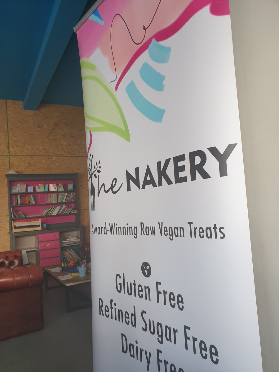 FrancescaGManca's tweet photo. The MIBA Liverpool Networking morning is underway.Enjoying a brilliant talk with Nat from  @thenakery . Oh and Cake ❤🧁

@kingsandcubs @AccountantWest #thelightbulbqueen #2waycoaching @chenoaparr #atouchofluxury https://t.co/Ujd1Y7QVr9