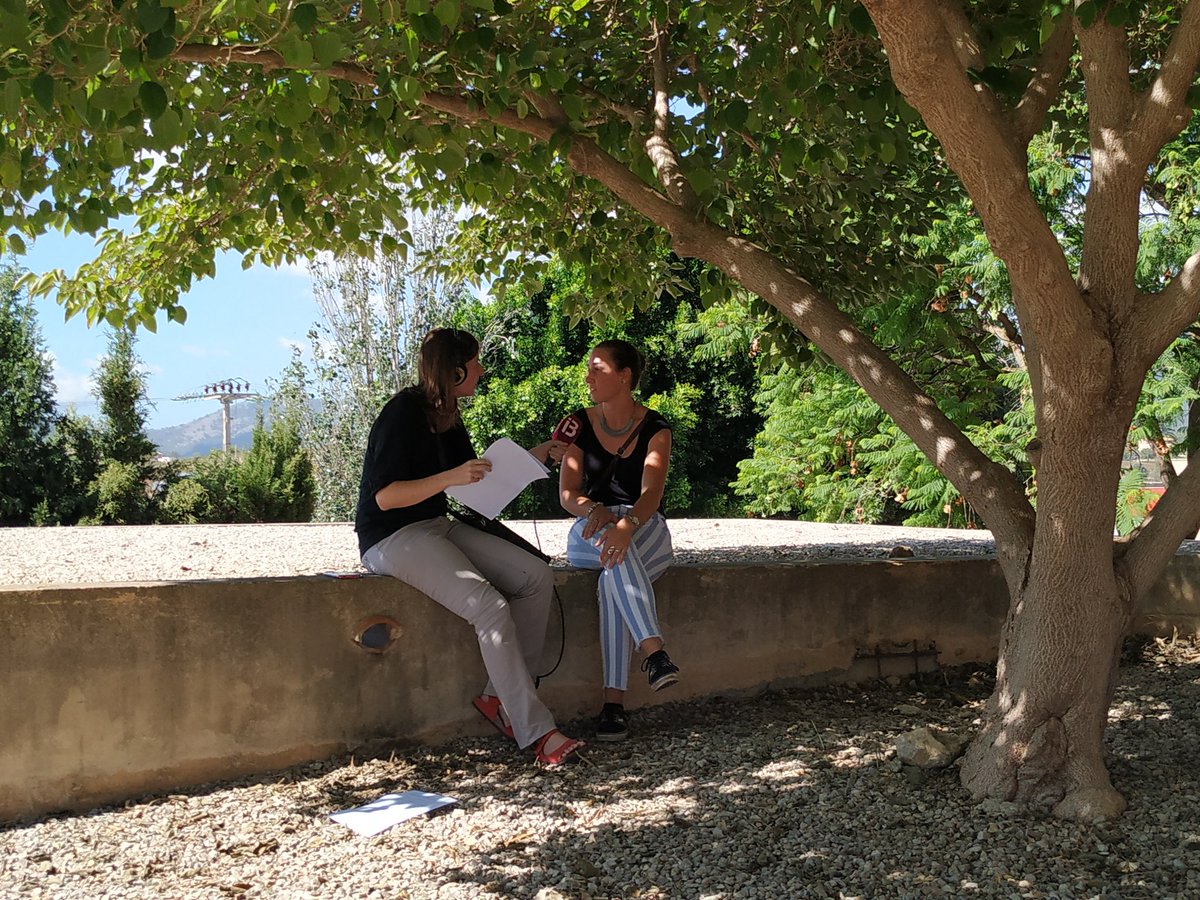 FundacioBit's tweet photo. Avui ens entrevista @AldiaIB3 sobre la #NitRecercaIB. Ho ha explicat primer @ImmaSalamanca i ara Laura Antich, científica de l'@IMEDEA_UIB_CSIC i protagonista d'una de les #citesrapides de demà.
Més informació a https://t.co/5ihQFlvC9D https://t.co/z20MuGFrvl