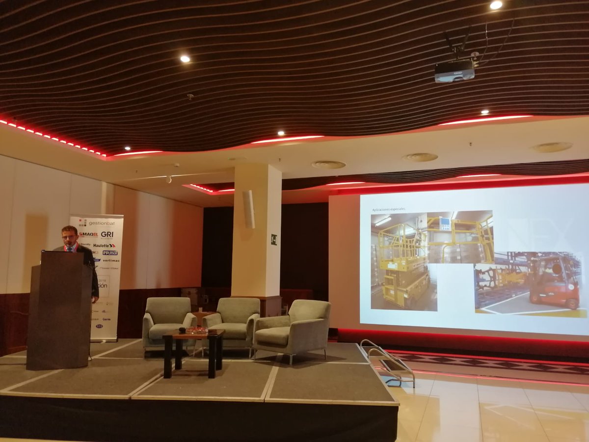 A la hora de adquirir una carretilla hay que tener en cuenta la normativa vigente, nos lo explica en la I Convención de <a href="/AeceCarretillas/">AECE | Asociación de Empresas de Carretillas</a> Alberto Fernández, de Nex Ingeniería Consultant, que destaca el Marcado CE en la UE