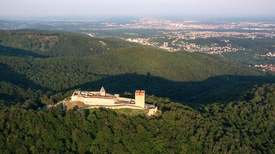 🌲 Medvednica has many interesting attractions. From attractive plant and animal species, to the medieval fortress and mines and caves.

Medvednica can be the perfect place for break from the busy everyday life.

#Medvedgrad #ParkPrirodeMedvednica