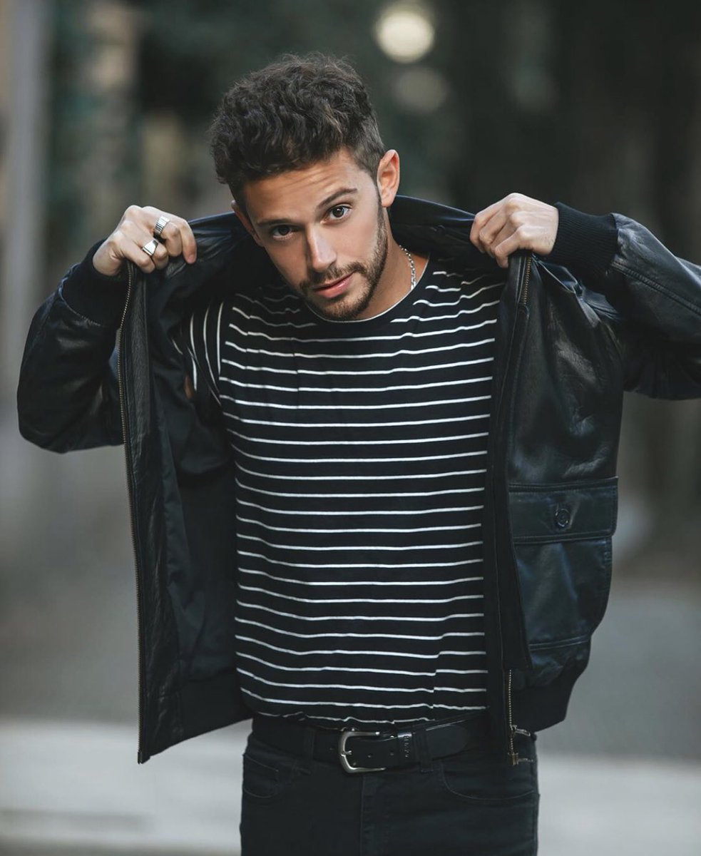 animadas_tv's tweet image. BUEEEN JUEVES #Animadas

👨‍🎤 Hoy nos visita @_ruggero 
👨‍🔧 Gonzalo nos enseña a armar una silla 
🔥 @ClinicaDParejas nos da tips para estimular la sexulidad a través de los sentidos. 

A las 10 con @DaliaGutmann por la @TV_Publica.