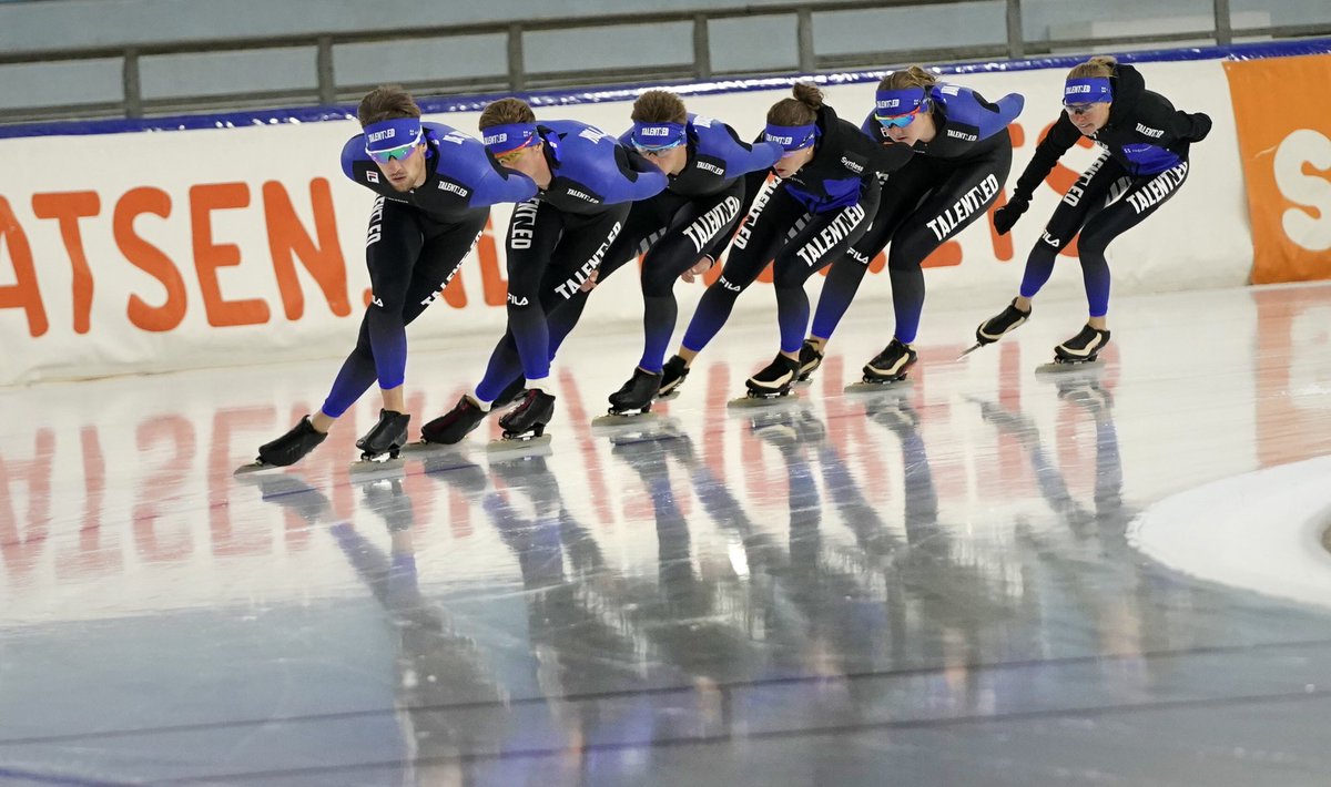 ⚫️🔵🚄 

📸<a href="/SoenarChamid/">Soenar Chamid</a> 

#speedskating #longtrack