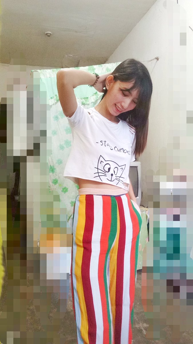 juayson0125's tweet photo. Here's what I bought at Riva's Closet (World Trade Center)
Suot nya to sa RiVlog#45  
"Fangirl Experience" nung na meet and greet nya si Megan Batoon ❤
@rivaholicsofc_ https://t.co/AZYWEcMXNL