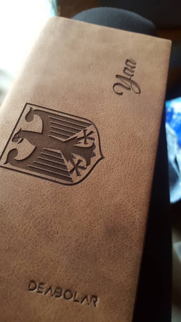 KwekuDjango's tweet photo. #CoupChallenge package that will help you win your love back 😁
🤫 DM to order or text 0208412888🤫 

The X package
Customise your name
*500ml Flask (red, white, blue, black)
*Pen Drive (8 Gigabyte)
*Pen (blue ink)
*Pen Case
@DjangoBrands
https://t.co/szGrOKH0Zb https://t.co/GWlJfjCxbc
