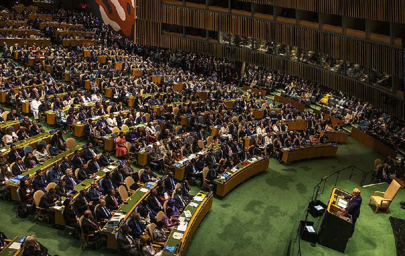 AfricaFactsZone's tweet photo. At the UN General Assembly, most of the audience walked out when African Presidents addressed the attendees. https://t.co/tyjp21CU3C