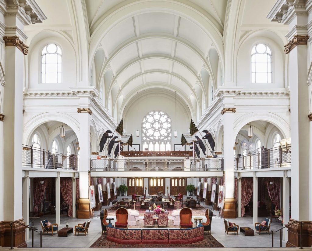 spotools's tweet photo. Saint Joseph’s Arts Society (San Francisco) designed by @kenfulk The concepts he managed to create are the essence of his #aesthetics every particular element displays his signature style.

Check more #LuxuriousProjects 🧡https://t.co/QEQhJNN2VB https://t.co/ggCwh1JdIR