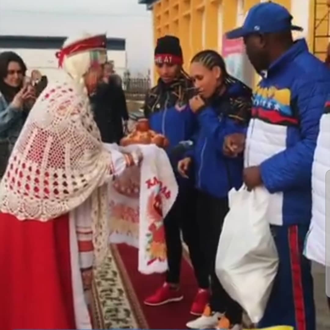 fevebox's tweet photo. #Boxeo Extraordinario recibimiento a nuestro Equipo en Ulan-Ude Rusia sede del Mundial de Boxeo Femenino AIBA 2019 donde participarán Tayonis Cedeño y Omailyn Alcala acompañadas de su Equipo técnico Richad Chourio y Alfredo Lemus Director Técnico de Selección Nacional 👊🇻🇪👊 https://t.co/6VnXSKIZ7B